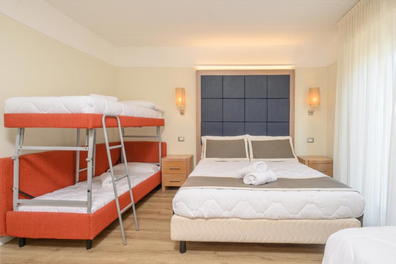 Atlas Hotel Riccione Zewnętrze zdjęcie